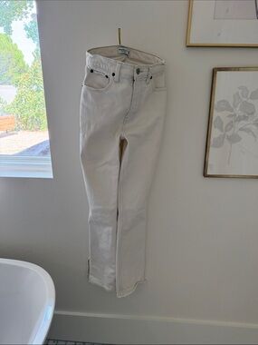Abercrombie & Fitch Off-White with open flare at bottom Jeans